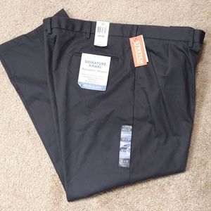 Dockers Pleated Relaxed Fit Signatures Khaki